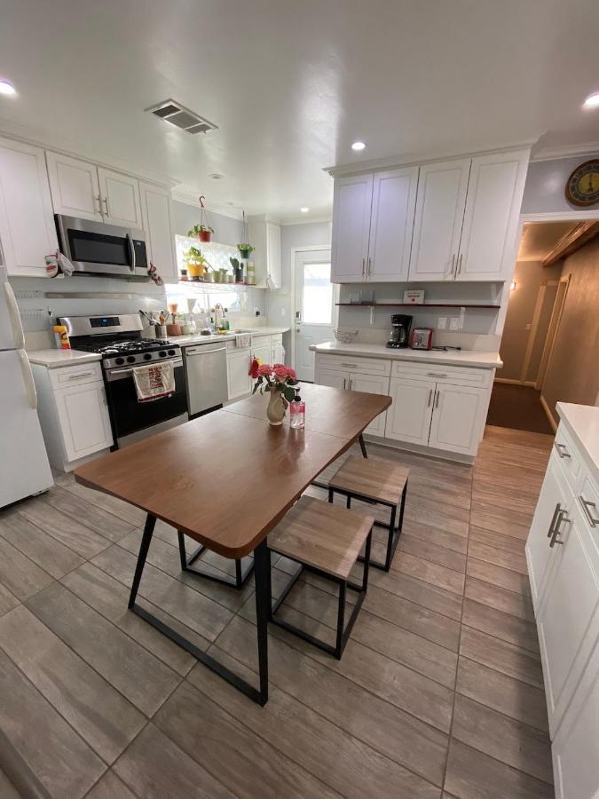 Hollywood View Private Room with Amenities Los Angeles Exterior photo