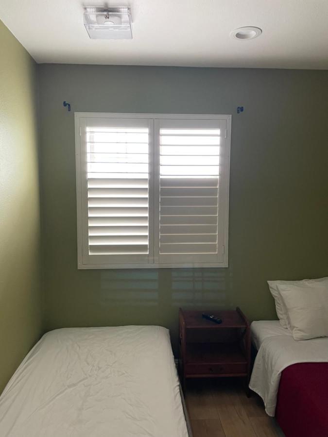 Hollywood View Private Room with Amenities Los Angeles Exterior photo