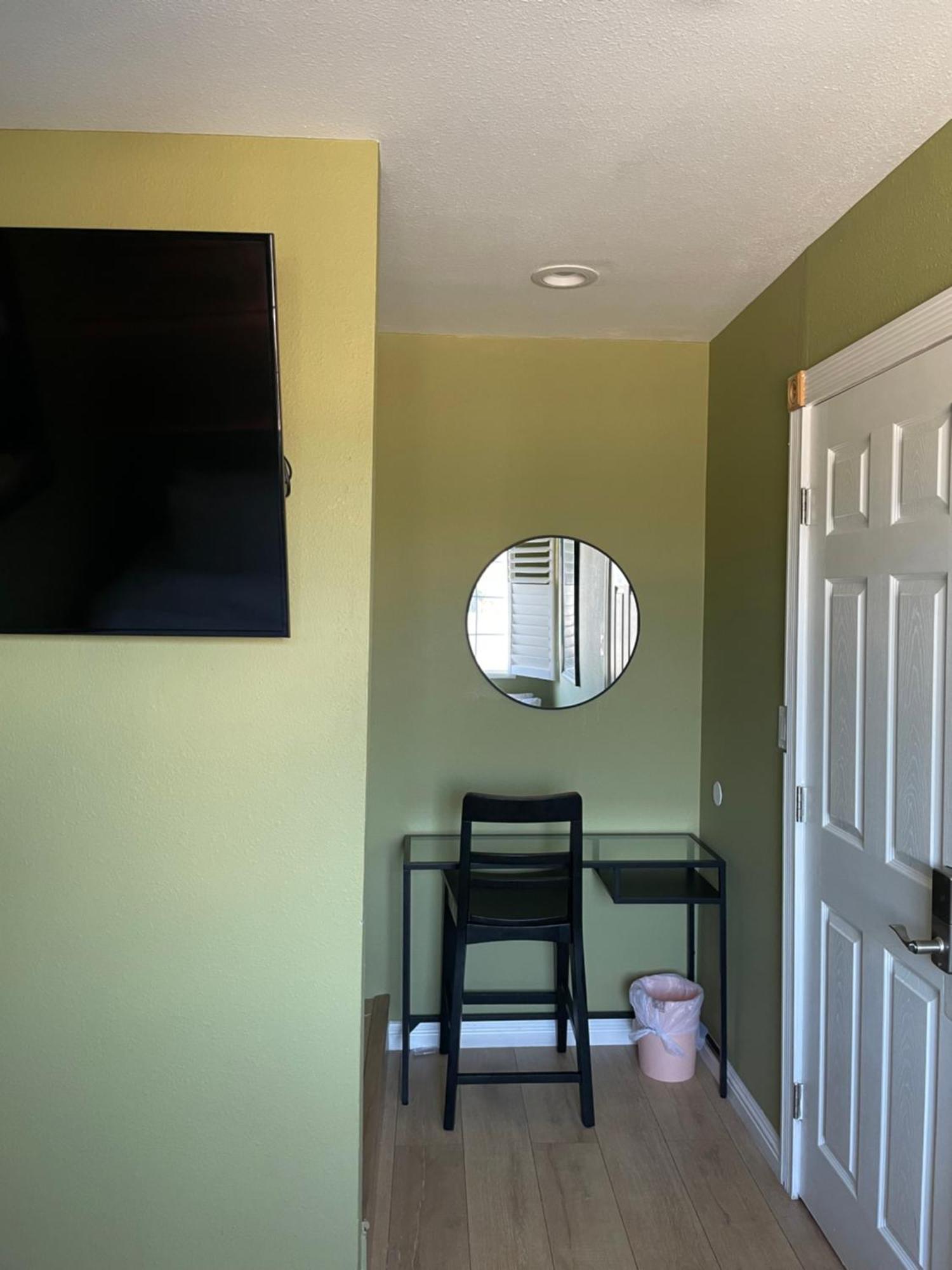 Hollywood View Private Room with Amenities Los Angeles Exterior photo
