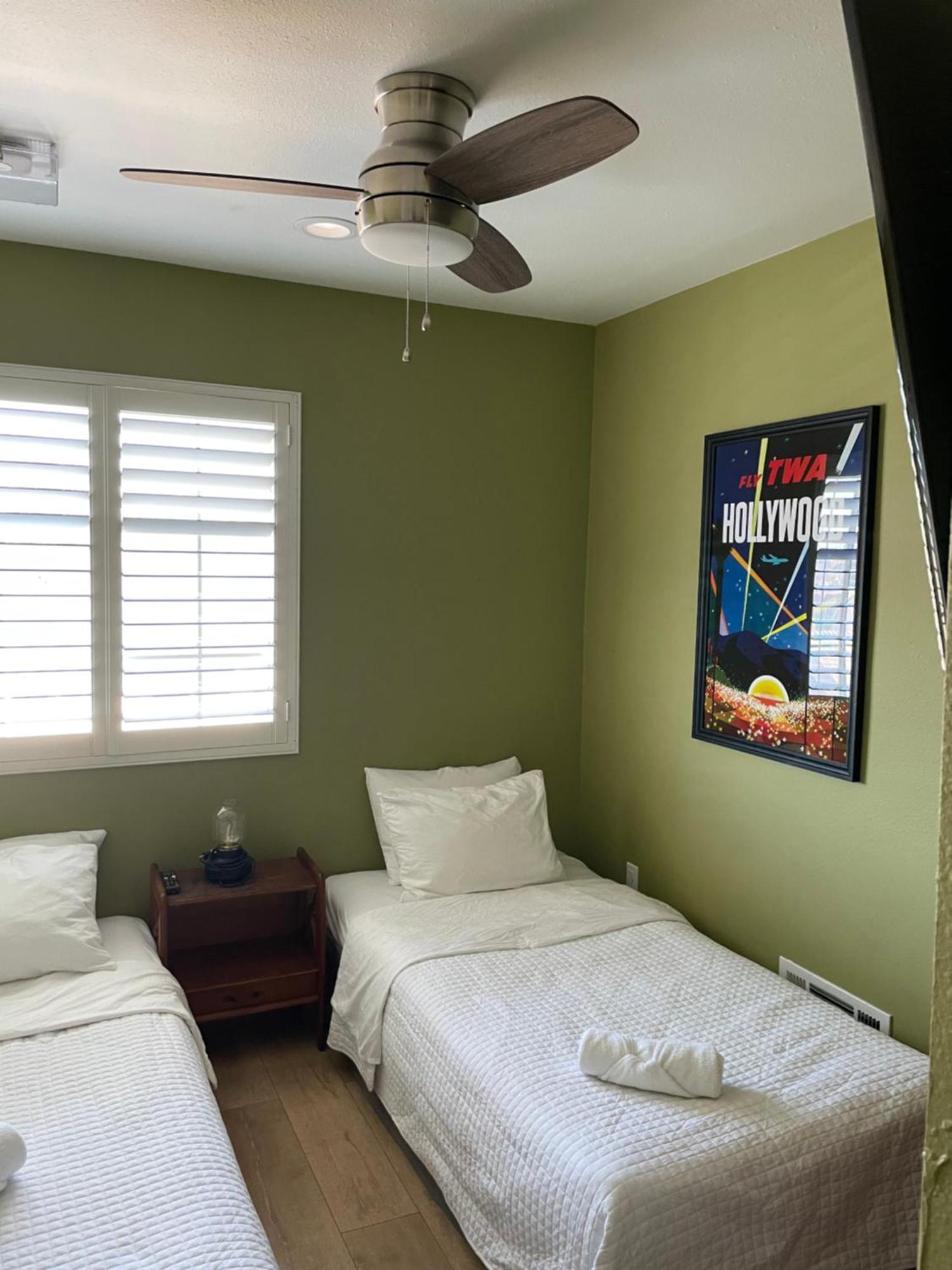 Hollywood View Private Room with Amenities Los Angeles Exterior photo